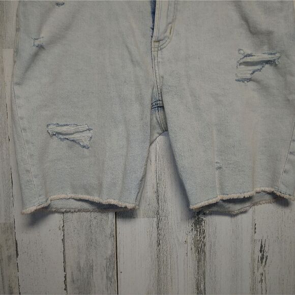 Old Navy Slim Built In Flex Cutoff Denim Shorts Size 38 - Picture 2 of 8